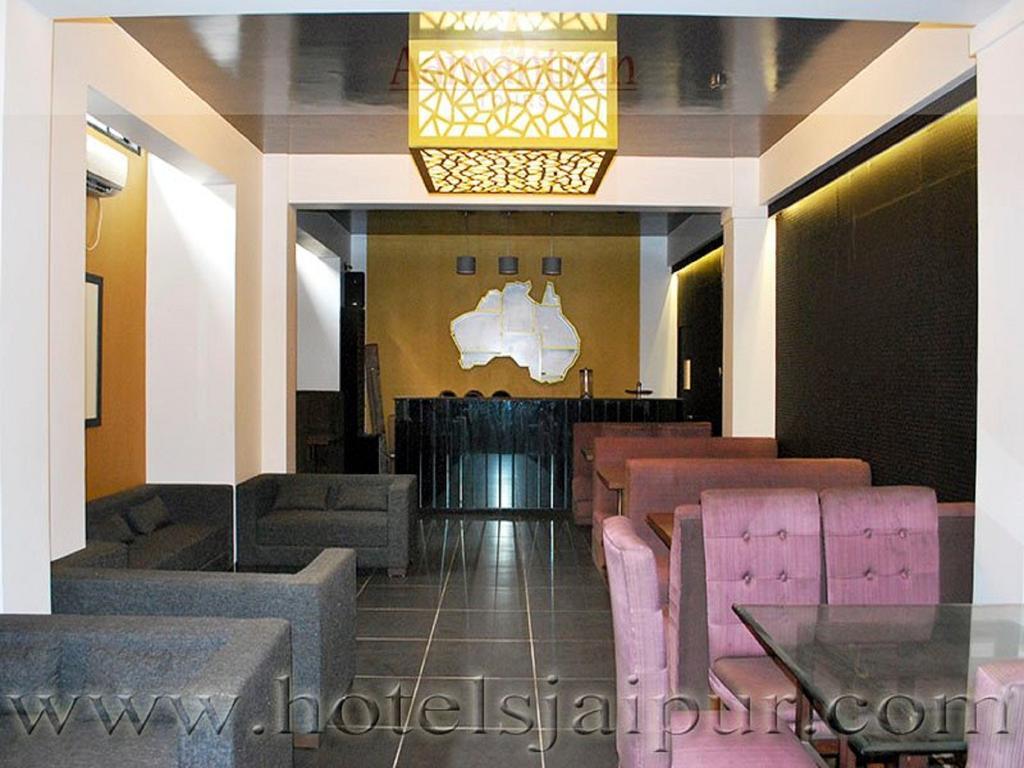 The Saneer Jaipur Hotel Екстериор снимка