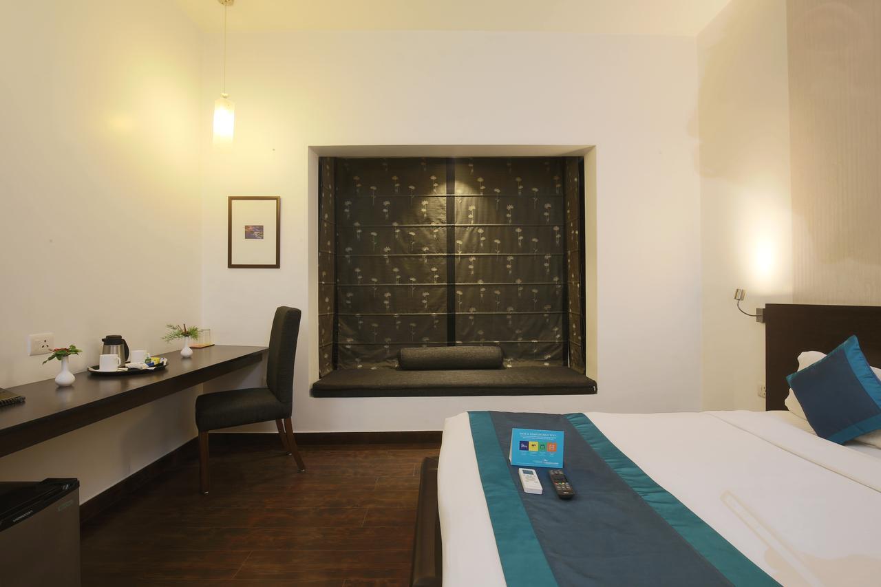 The Saneer Jaipur Hotel Екстериор снимка