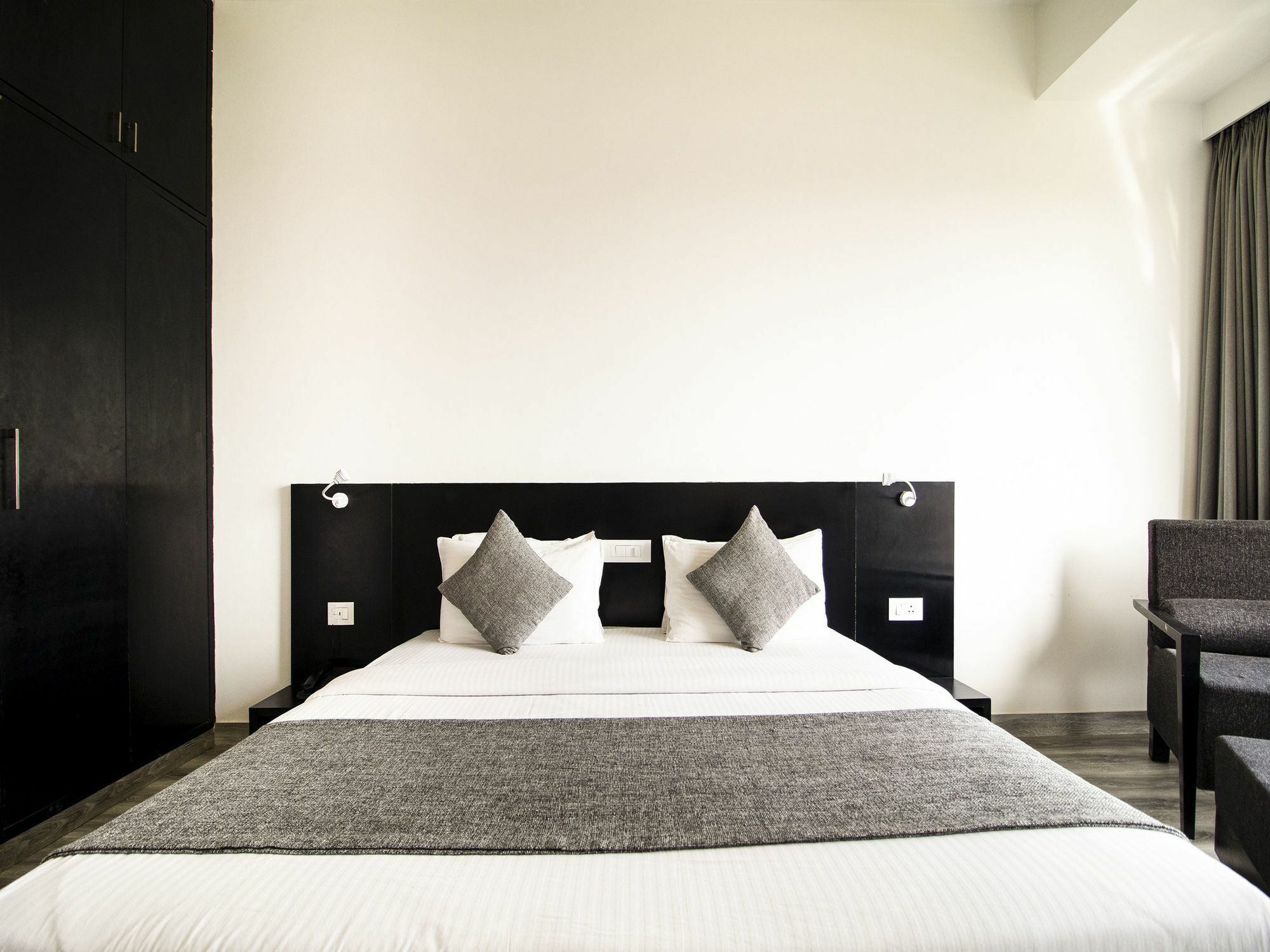 The Saneer Jaipur Hotel Екстериор снимка