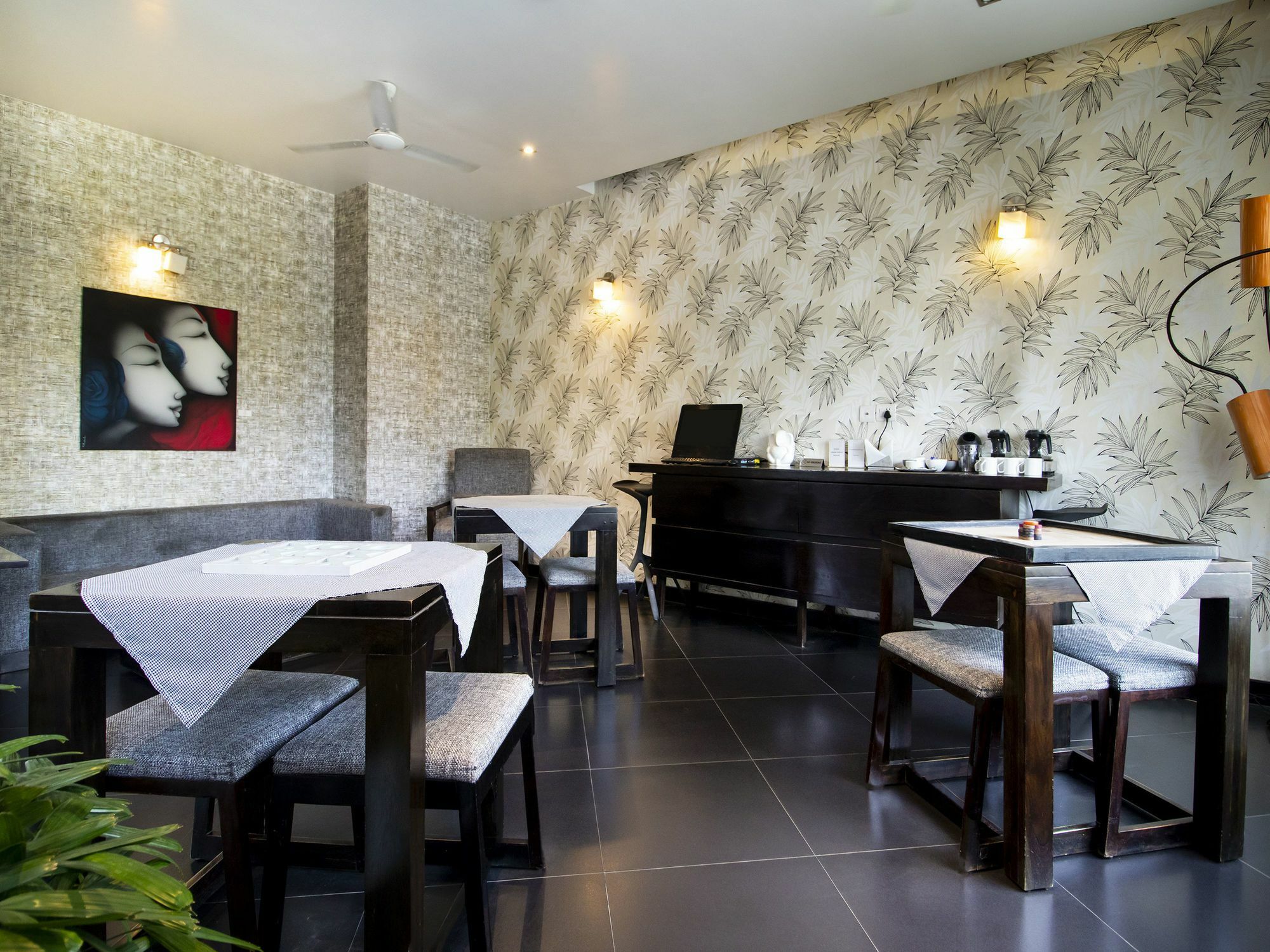 The Saneer Jaipur Hotel Екстериор снимка